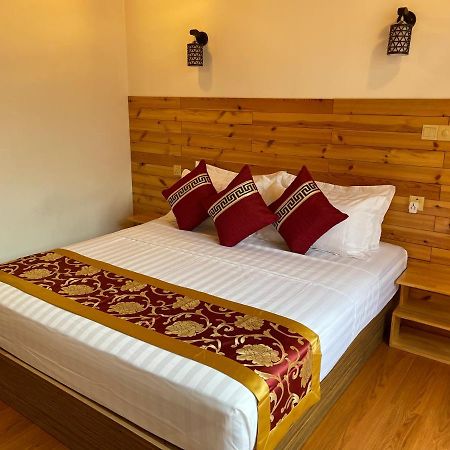 New Breeze Thoddoo Inn Exterior foto